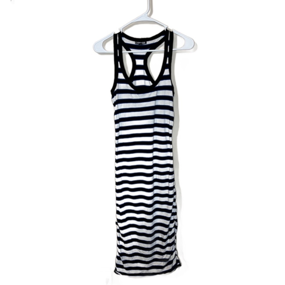 ⭐️ 3 For $15 Express Black and White Striped Sleeveless Dress